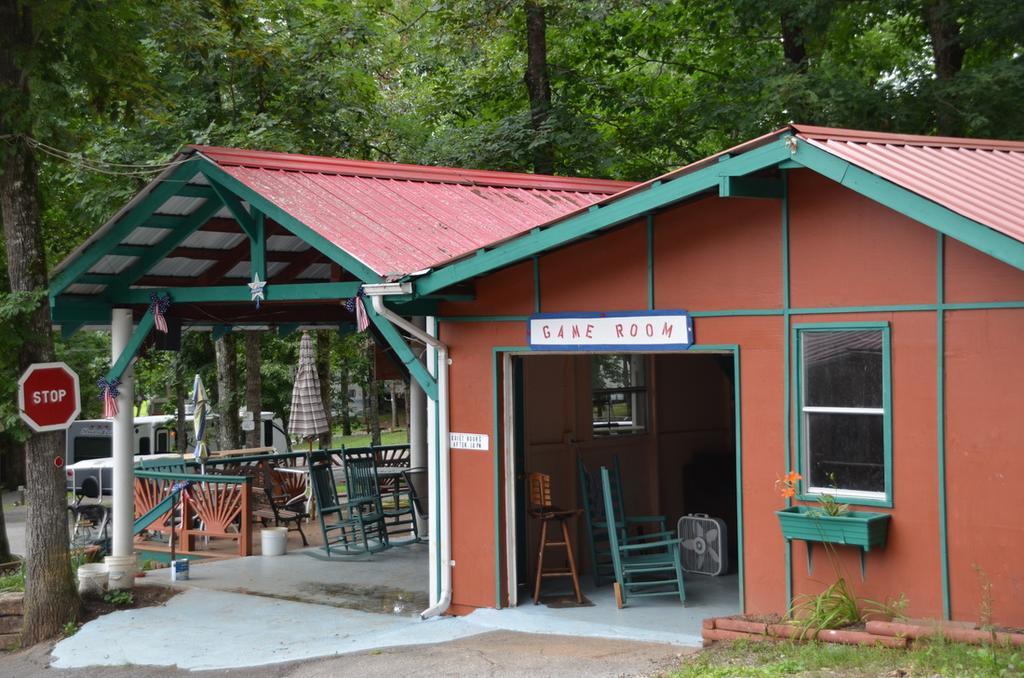 Ft. Wilderness Rv Park And Campground Whittier Exterior photo